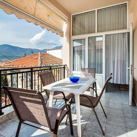House Stella Daire